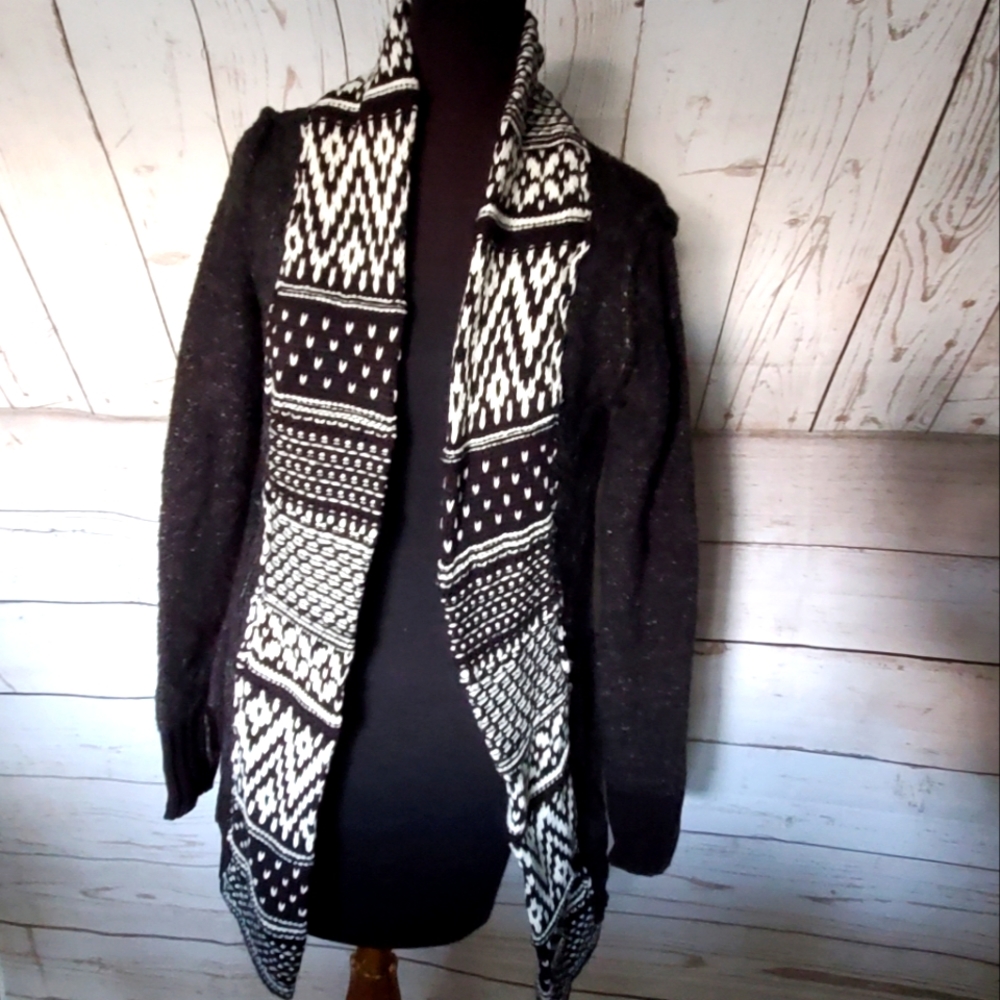 Maurices open front cardigan black w/ black, white tribal pattern shawl collar M